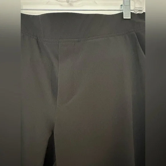 Athleta Brooklyn Black Ankle Pants - Picture 4 of 8